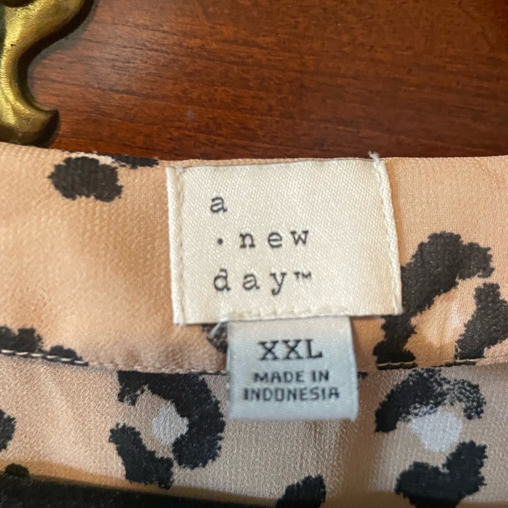 A new day 2xl top